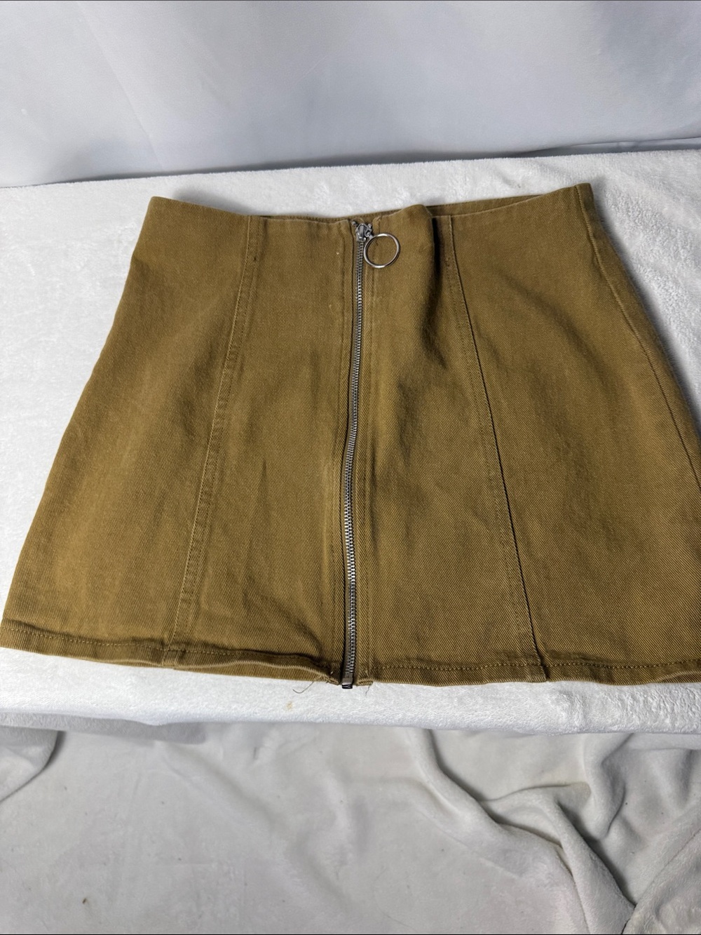 Chloe & Katie Olive Mini Skirt - Picture 6 of 6